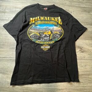 Harley-Davidson T-Shirt Mens XL Black Milwaukee Wisconsin 2011 Biker Graphic Tee